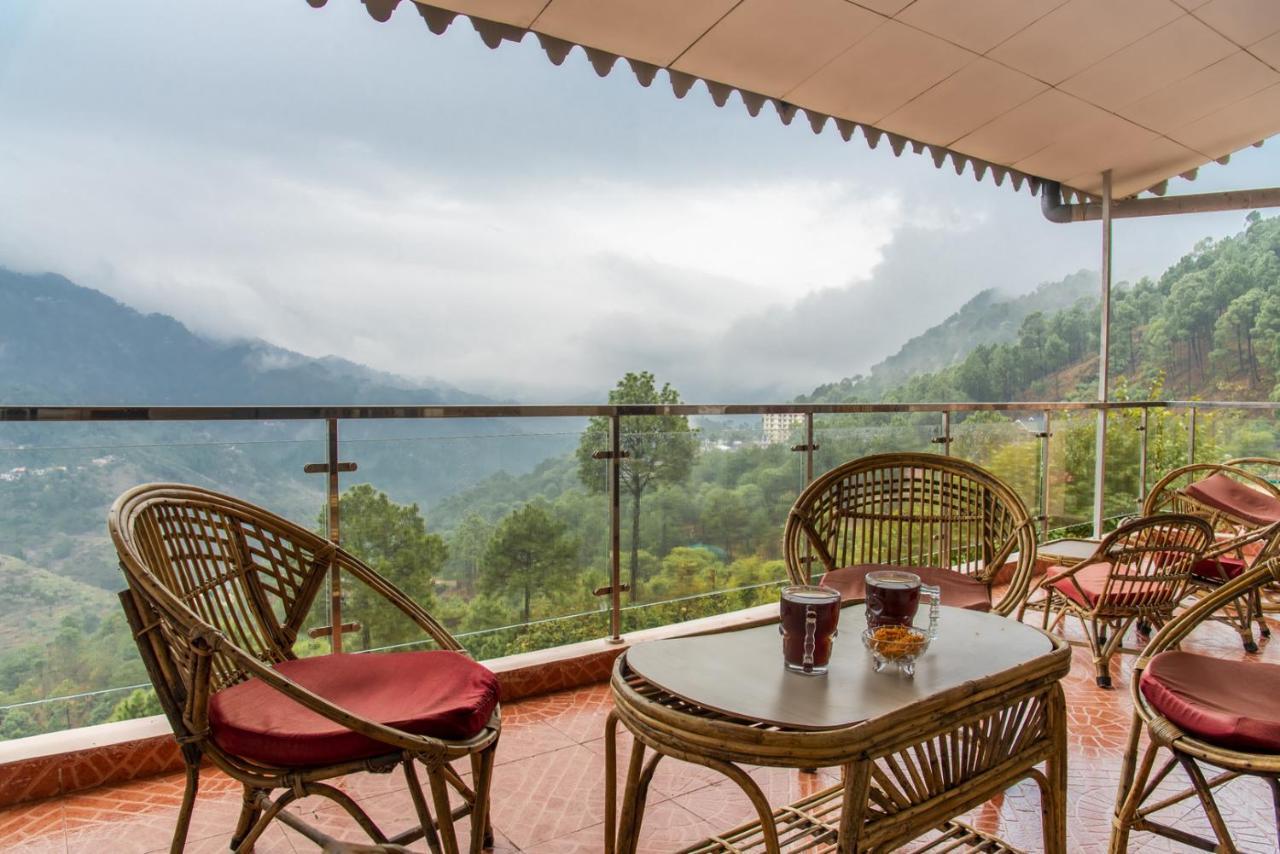 Kasauli Edge Apt With Balcony Exteriör bild