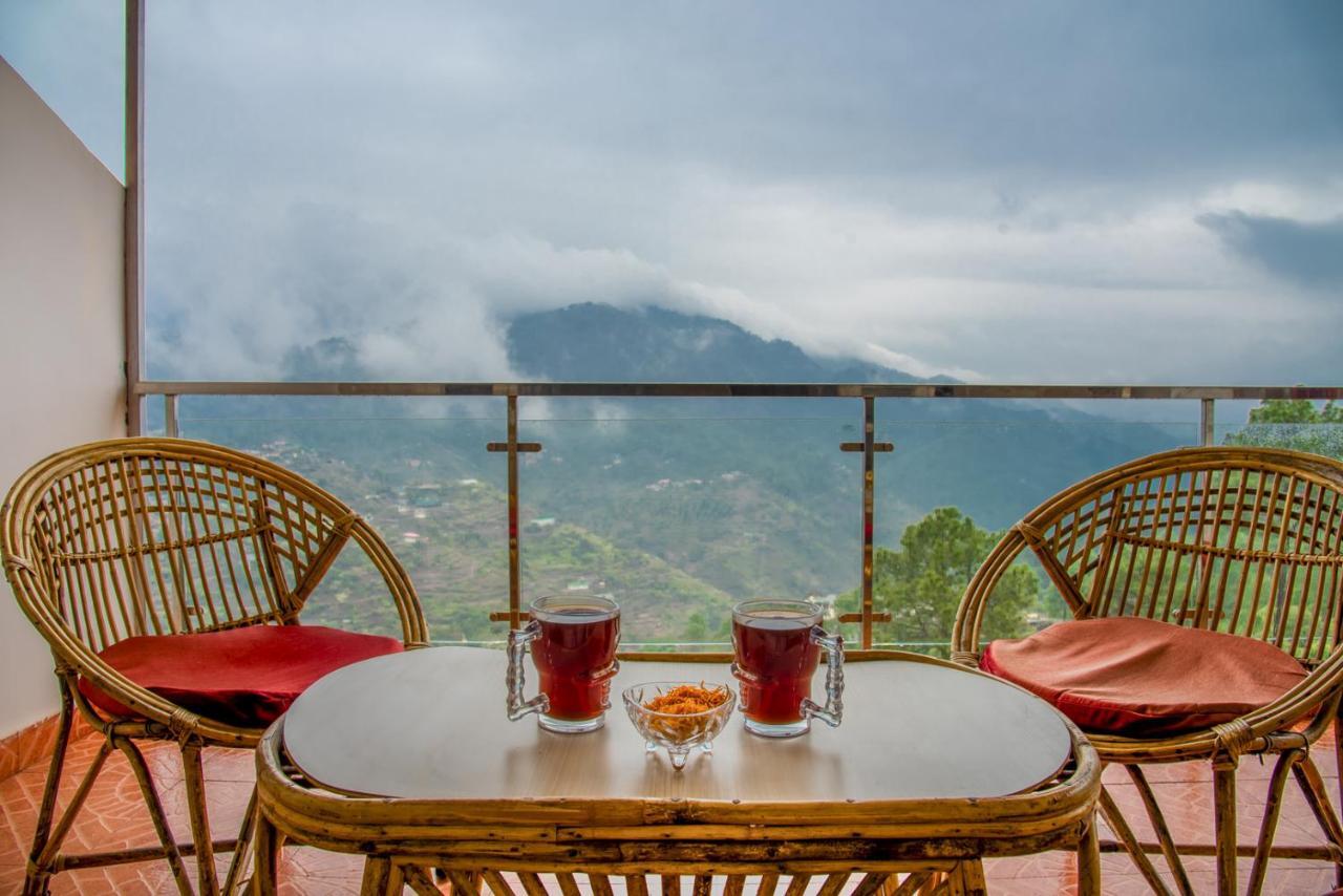 Kasauli Edge Apt With Balcony Exteriör bild